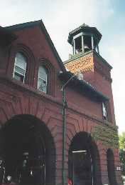 Hose5 fore museum building